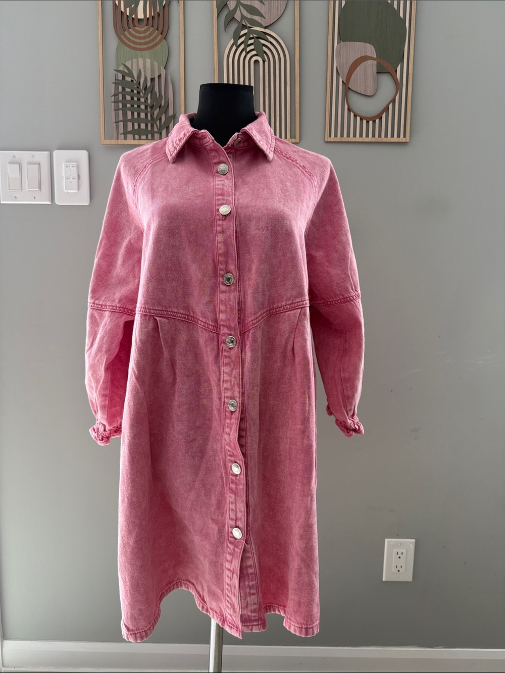 Women's Washed Pink Button-Front Long Sleeve Dress
